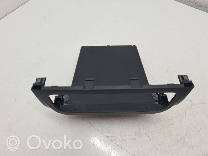 Volkswagen Tiguan Console centrale, commande chauffage/clim 5M0819422