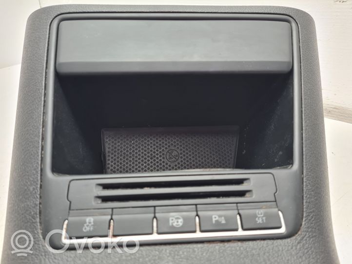 Volkswagen Tiguan Cita veida vidus konsoles (tuneļa) elementi 5M1863487