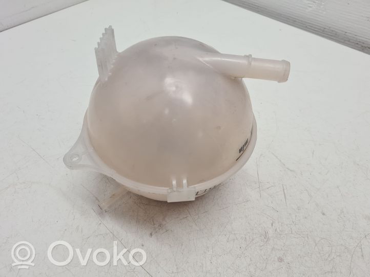 Skoda Fabia Mk3 (NJ) Vase d'expansion / réservoir de liquide de refroidissement 6Q0121407B