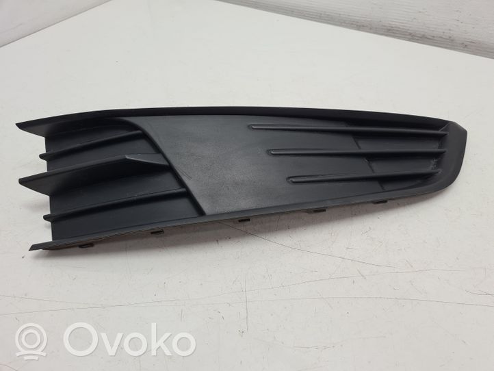 Skoda Fabia Mk3 (NJ) Grille antibrouillard avant 6V0807368