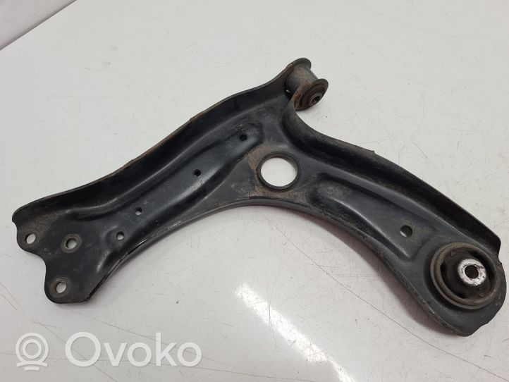 Skoda Fabia Mk3 (NJ) Braccio di controllo sospensione anteriore inferiore/braccio oscillante 6R0407152F