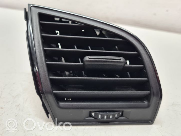 Skoda Fabia Mk3 (NJ) Garniture, panneau de grille d'aération latérale 6V0819702