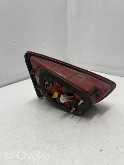 KIA Sportage Tailgate rear/tail lights 924053W0