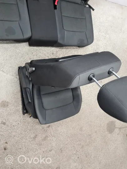 Volkswagen Golf Sportsvan Seat set 