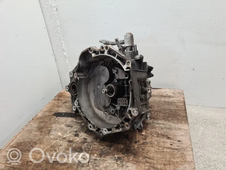 Opel Meriva B Mechaninė 6 pavarų dėžė 55569879