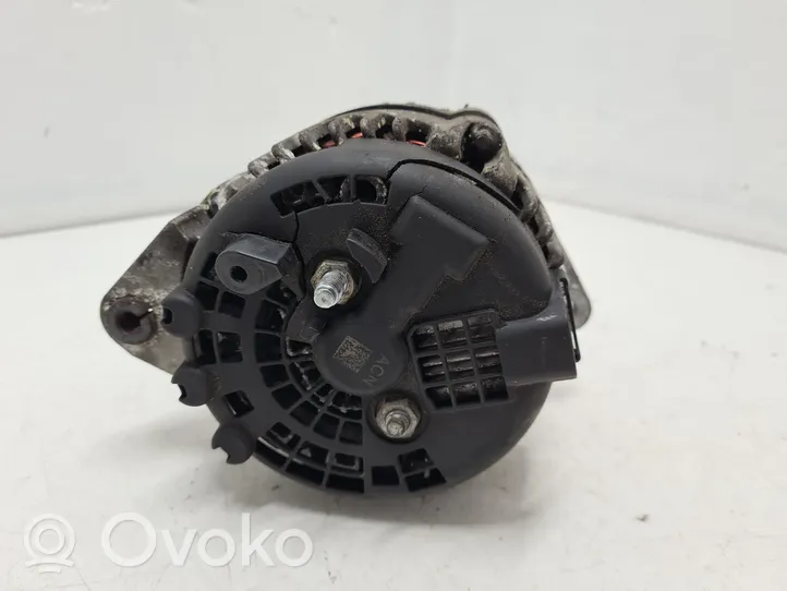 Opel Astra J Generatore/alternatore 13579675