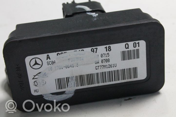 Mercedes-Benz CLK A209 C209 ESP (elektroniskās stabilitātes programmas) sensors (paātrinājuma sensors) A0055429718