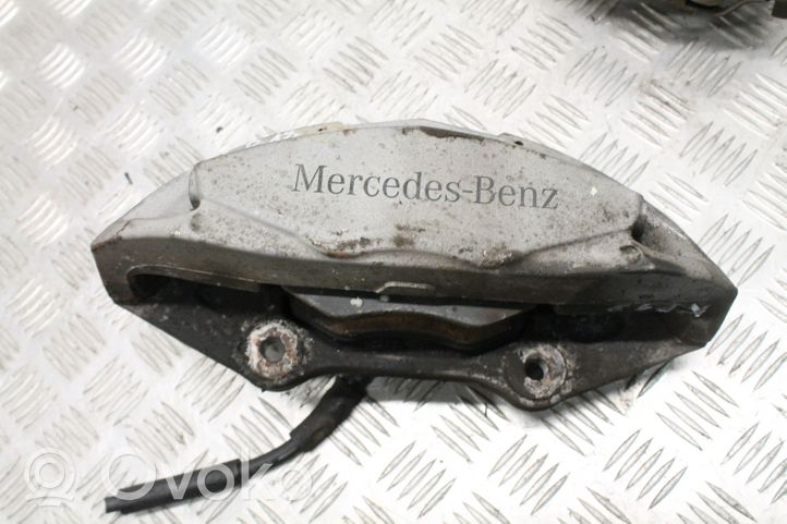 Mercedes-Benz C W205 Jeu de disques et étriers de frein 