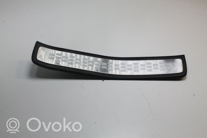 Honda CR-V Отделка заднего порога (внешняя) 84262SWAA012M1