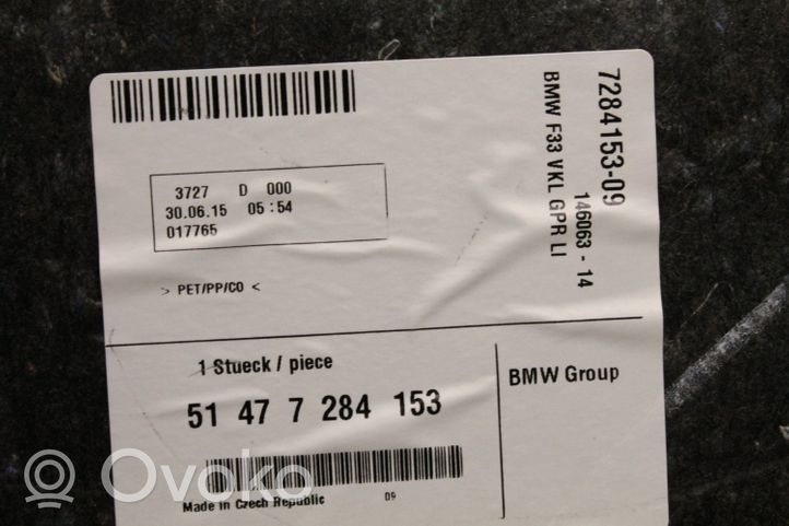 BMW 4 F32 F33 Garniture panneau latérale du coffre 7284153