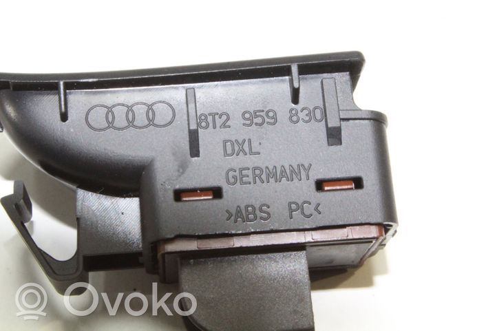 Audi A5 8T 8F Przycisk otwierania klapy bagażnika 8T2959830