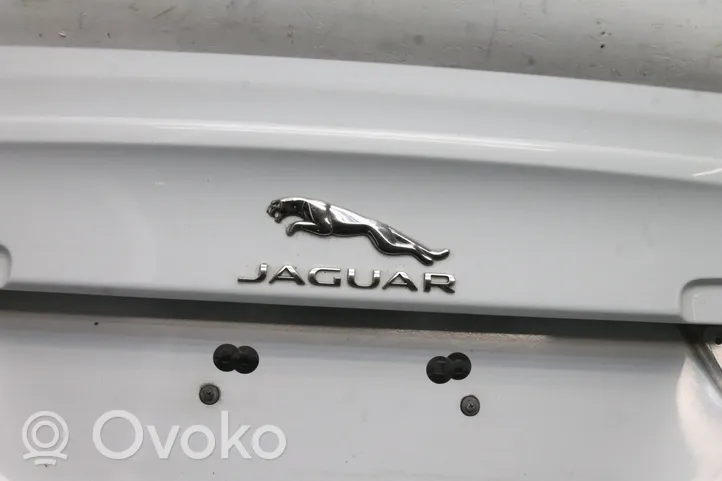 Jaguar XE Takaluukun/tavaratilan kansi 