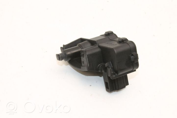 Audi A5 8T 8F Verrouillage du bouchon du réservoir de carburant 8K0862153E