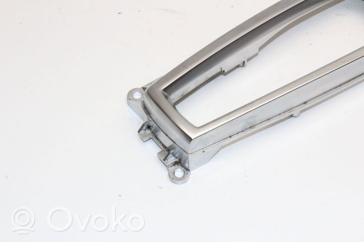 BMW 7 F01 F02 F03 F04 Rivestimento in plastica cornice della leva del cambio 9189065