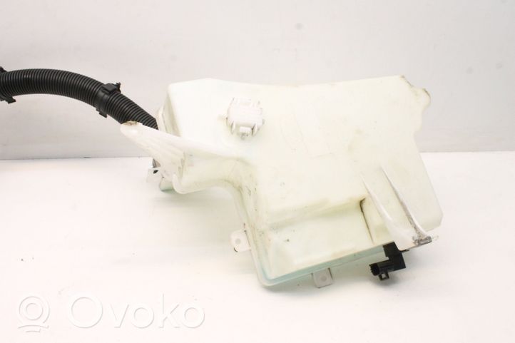 Ford Focus Lamp washer fluid tank 