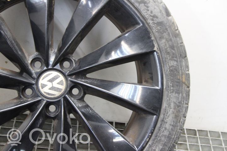 Volkswagen Scirocco R18-alumiinivanne 3C8601025D