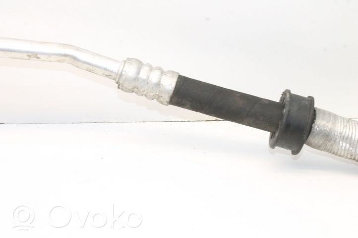 BMW Z4 E85 E86 Gaisa kondicioniera caurulīte (-es) / šļūtene (-es) 6982887