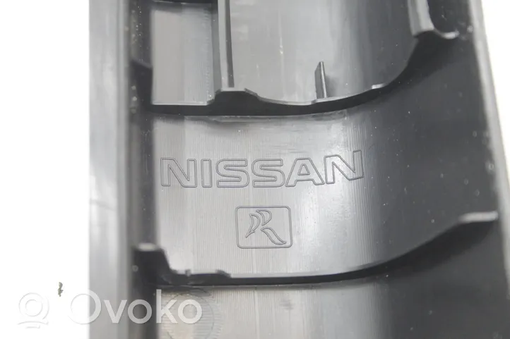 Nissan Note (E12) Etuoven kynnyksen suojalista 769E63VW0A