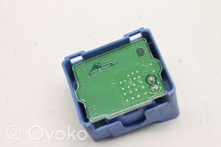 Toyota Prius (XW30) Other relay 8665250010