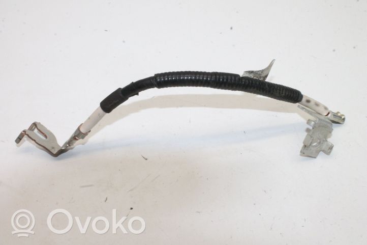 Toyota Prius (XW30) Minus / Klema / Przewód akumulatora 8211247030