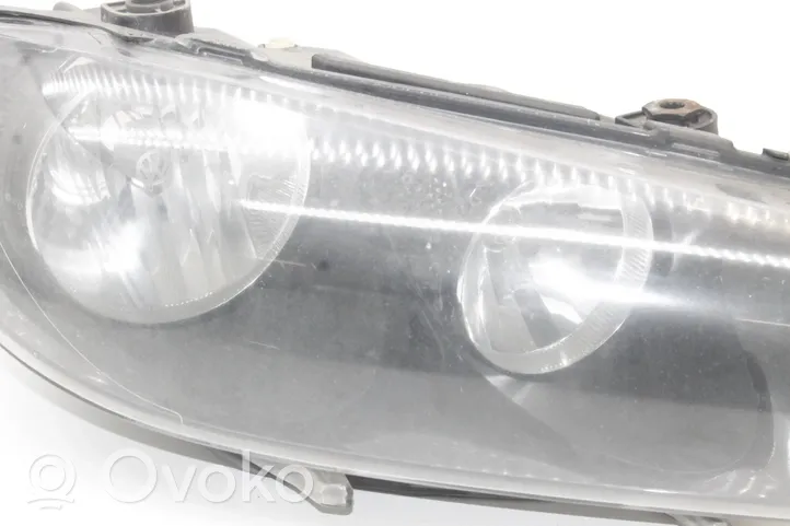 Volkswagen Scirocco Lampa przednia 1K8941006H