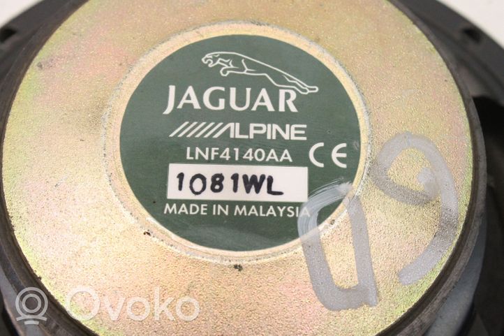 Jaguar XJ X308 Takaoven kaiutin LNF4140AA