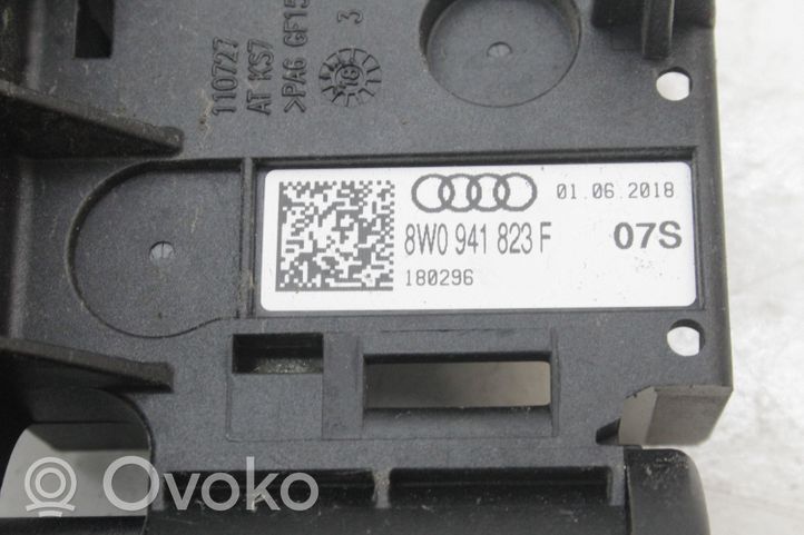 Audi A5 Przekaźnik sterujący prądem 8W0941823F