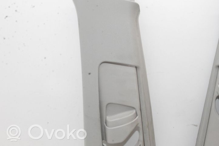 Toyota Prius+ (ZVW40) Kita slenkscių/ statramsčių apdailos detalė 7302453020