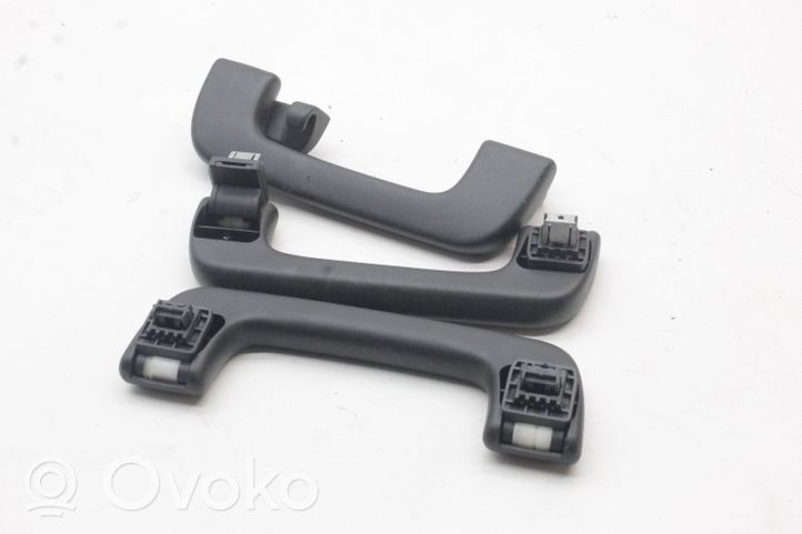 Audi A5 Sportback 8TA Un set di maniglie per il soffitto 8R0857607