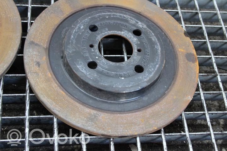 Toyota Yaris Disque de frein arrière 424310D060