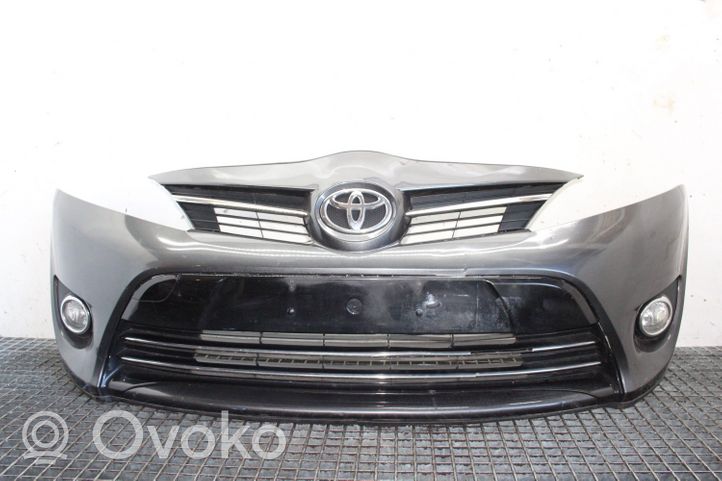 Toyota Verso Etupuskuri 