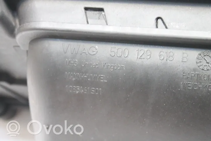 Skoda Octavia Mk3 (5E) Obudowa filtra powietrza 5Q0129618B