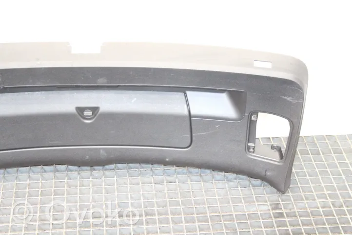 Audi Q7 4L Отделка задней крышки 4L0867973