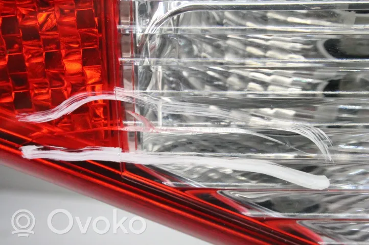 Volvo XC70 Lampy tylnej klapy bagażnika 
