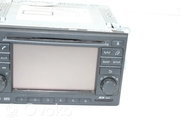 Nissan Qashqai+2 Panel / Radioodtwarzacz CD/DVD/GPS 25915BH30E
