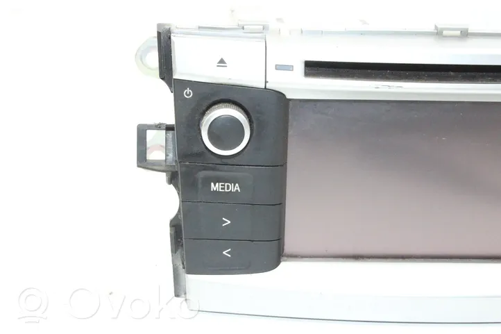 Toyota Verso-S Unità principale autoradio/CD/DVD/GPS 861400F030