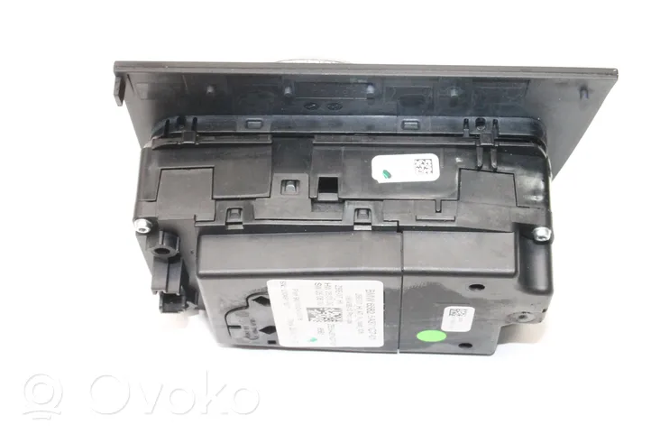 BMW i4 Panel radia 5A371C7