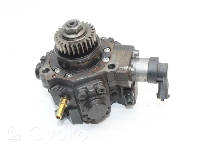 Nissan X-Trail T32 Kraftstoffpumpe mechanisch 0445010406