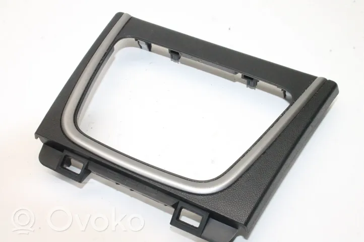 Mazda 5 Rivestimento in plastica cornice della leva del cambio CG2864341