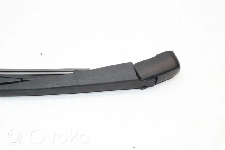 Nissan Leaf I (ZE0) Rear wiper blade arm 
