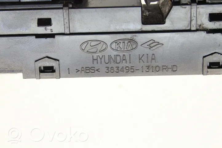 Hyundai ix35 Altri interruttori/pulsanti/cambi 935702Y8209P