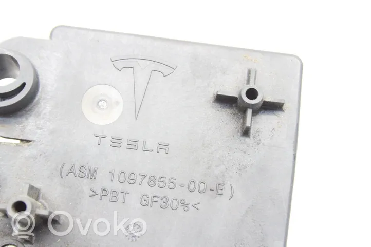 Tesla Model 3 Inne wyposażenie elektryczne 109785500F