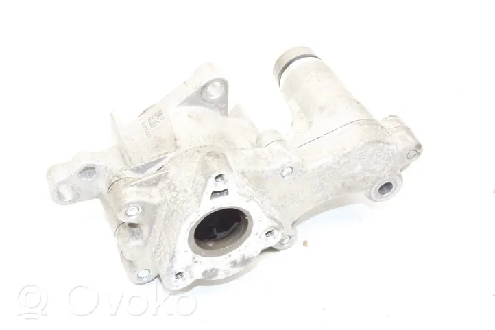 Ford Focus Water pump L1BG8501AA