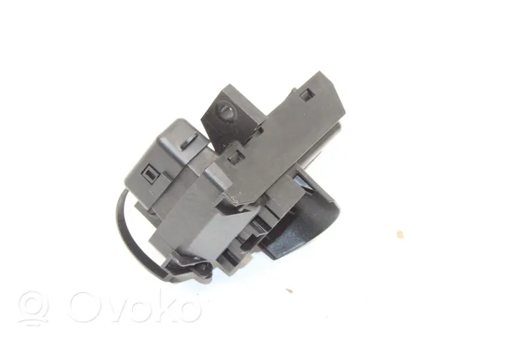 Ford Focus Autres dispositifs LX7T14F642AA