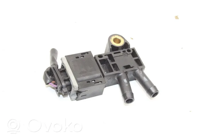 Infiniti Q30 Sensore di pressione dei gas di scarico A6429050200