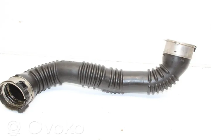 Infiniti Q30 Tubo flessibile intercooler A2465200101