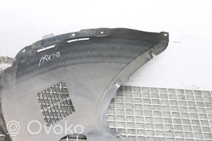 Volkswagen Golf VIII Rivestimento paraspruzzi passaruota anteriore 5H0805911H