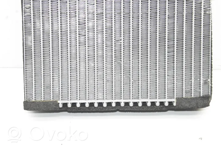 Land Rover Range Rover L322 Radiateur soufflant de chauffage 83855629