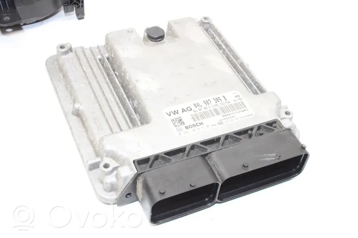 Volkswagen Golf VII Komputer / Sterownik ECU i komplet kluczy 04L907309B