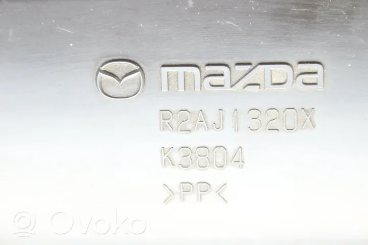 Mazda 3 II Ilmanoton kanavan osa R2AJ1320X